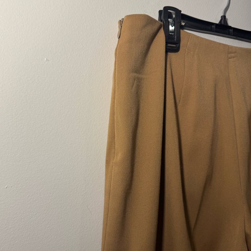 Talbots Camel Dress Pants - Size 10 - Picture 4 of 5